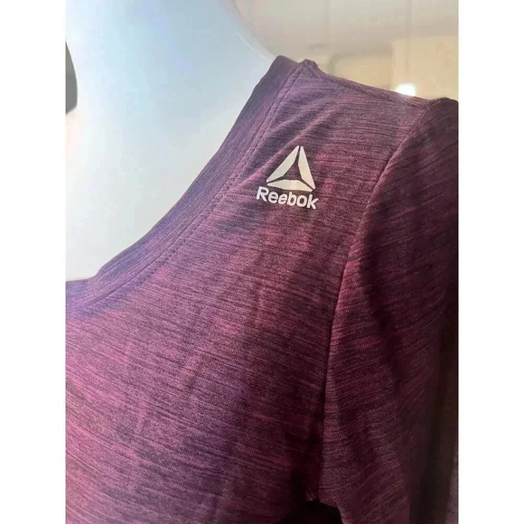 Reebok women top scoop bottom reflective, logo, long sleeve, running size small - Picture 3 of 6